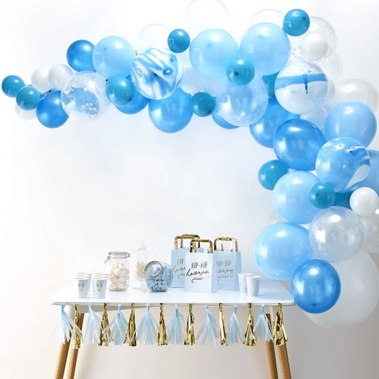 Kit arche ballons bleu pour baby shower