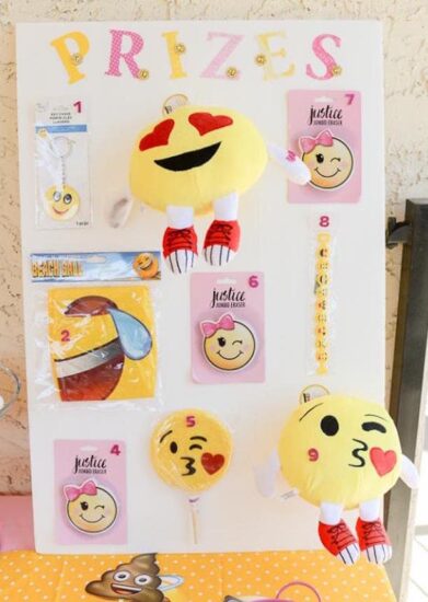 Favors pour une baby shower emoji
