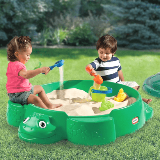 GOPLUS Bac à Sable Ovale 183x105x21 Cm – 4 Sièges Amovibles – Couvercle Imperméable – HDPE Résistant – Pour Enfants Dès 3 Ans – Jardin, Balcon, Plage