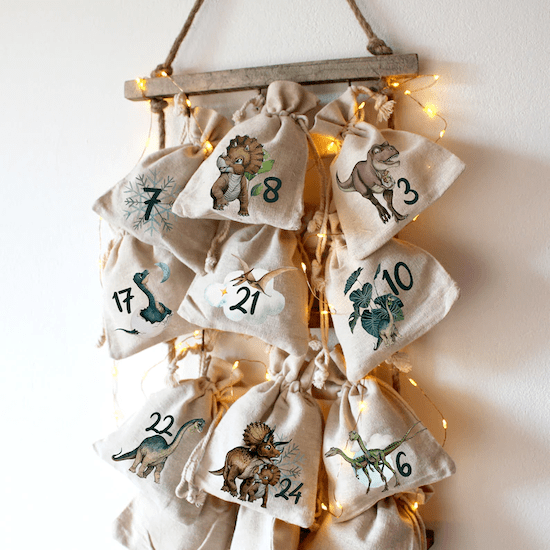 Calendrier de l'Avent pour bébé thème dinosaure - Créatrice ETSY : IlkaParey
