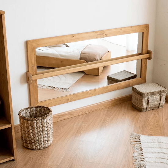 Miroir Montessori en bois de sapin Hannun