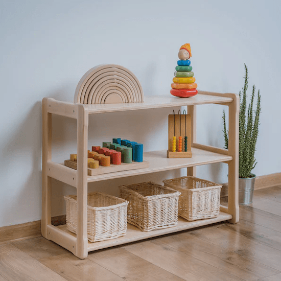 Etagère meuble Montessori - Créatrice ETSY : WoodjoyCollection