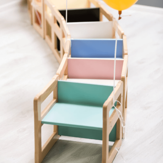 Chaise Montessori - Créatrice ETSY : WoodjoyCollection