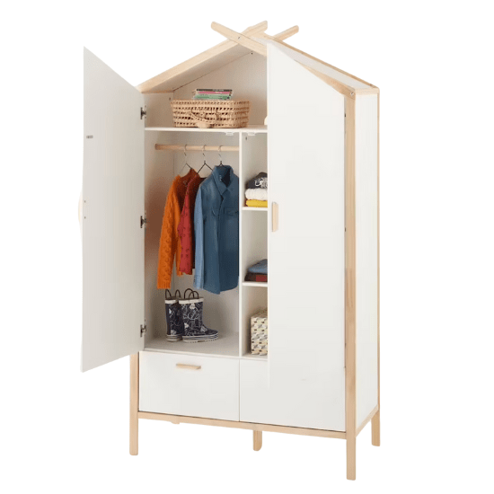 Armoire cabane pour aménagement chambre bébé