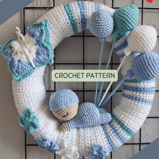 Modèle de crochet de couronne de porte de bébé cadeau baby shower - Créatrice Etsy : GaidaAamigurumiStore