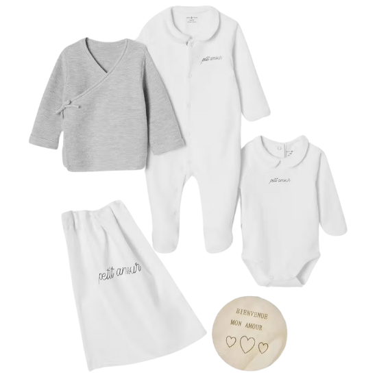 Kit naissance personnalisable : brassière, body, pyjama, cartelette de bienvenue et pochon ENVIE DE FRAISE