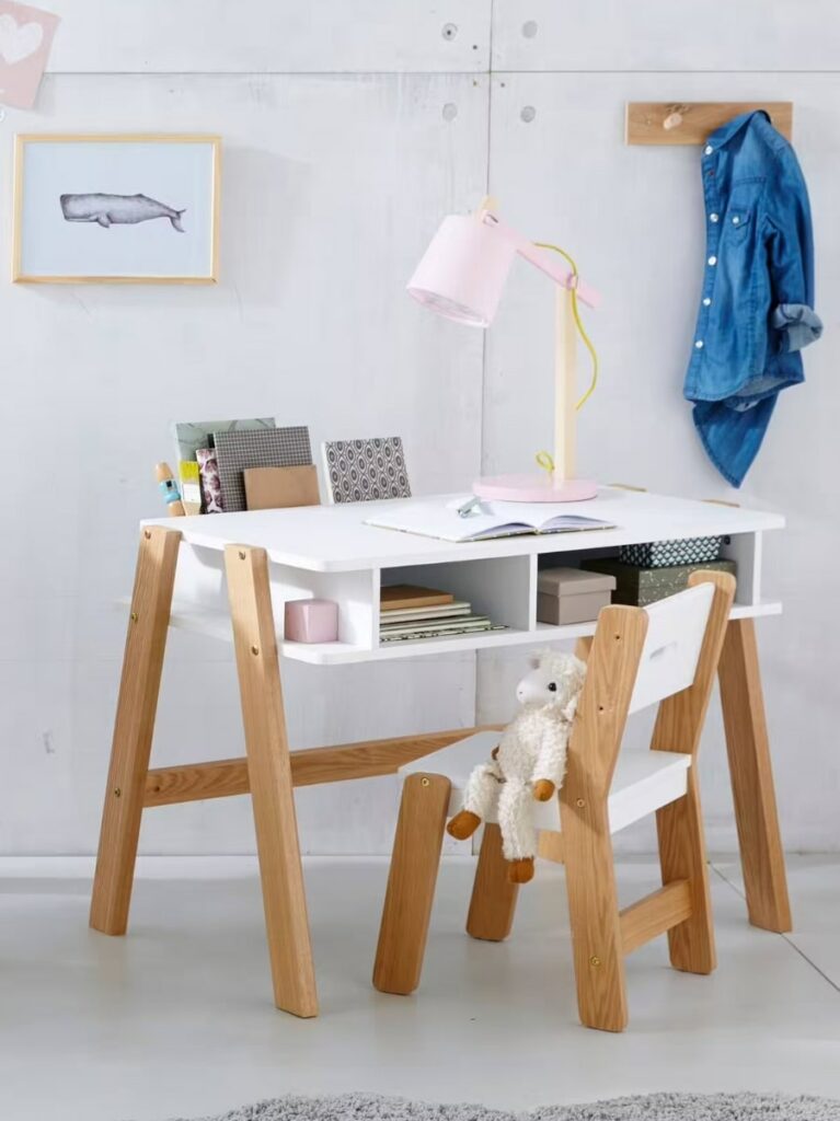 Bureau pour chambre enfant maternelle vertbaudet